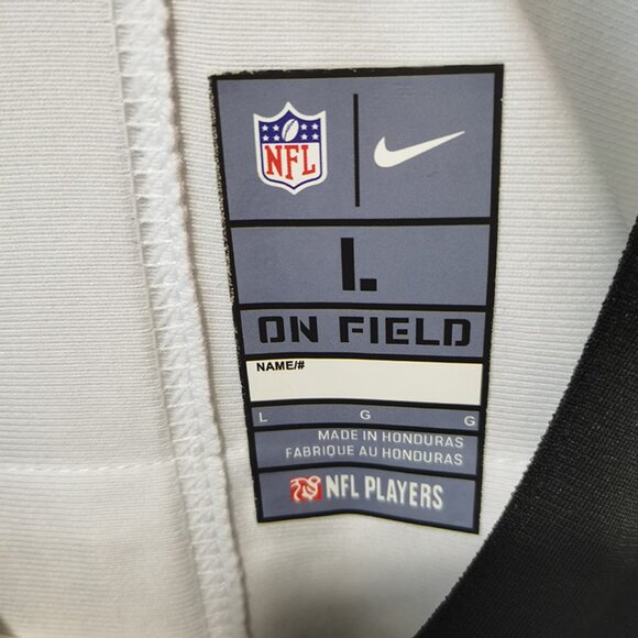 Saquon Barkley Philadelphia Eagles No 26 Jersey - Picture 4 of 12